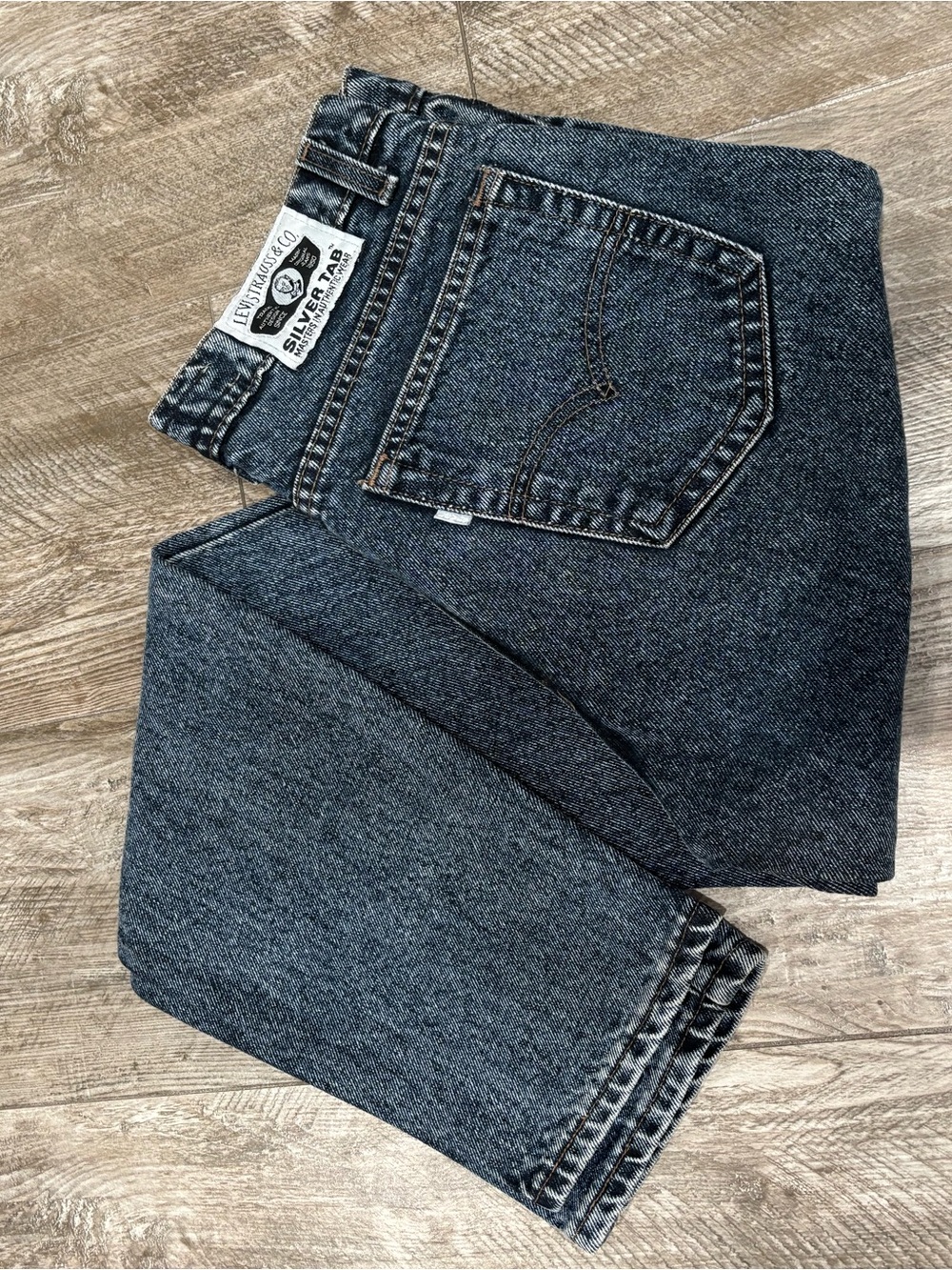 LIKE NEW - Vintage Levi's 512 Men's Relaxed Fit Dark Stonewash Jeans